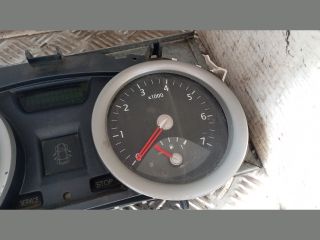 bontott RENAULT MEGANE II Kilométeróra