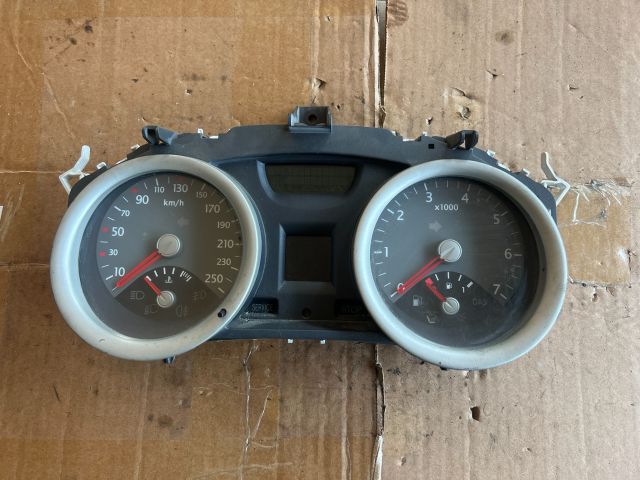 bontott RENAULT MEGANE II Kilométeróra