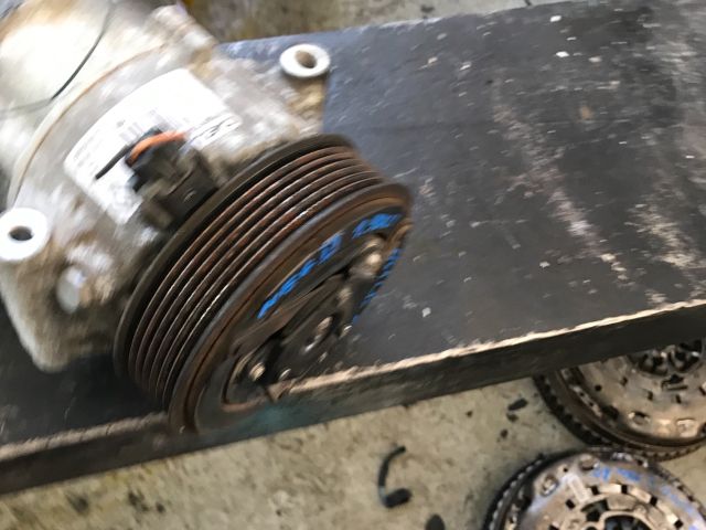 bontott RENAULT MEGANE II Klímakompresszor