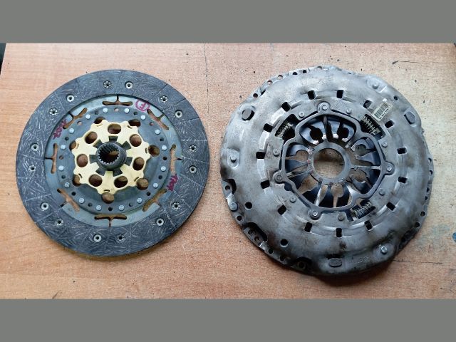 bontott RENAULT MEGANE II Kuplung Szett (Szerkezet, Tárcsa)