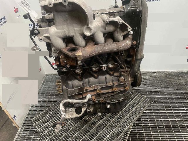 bontott RENAULT MEGANE II Motor (Fűzött blokk hengerfejjel)
