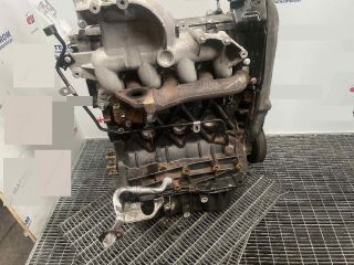 bontott RENAULT MEGANE II Motor (Fűzött blokk hengerfejjel)