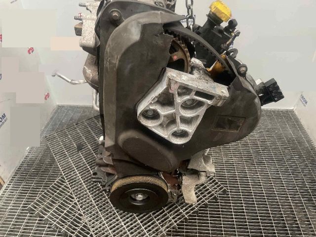 bontott RENAULT MEGANE II Motor (Fűzött blokk hengerfejjel)