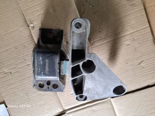 bontott RENAULT MEGANE II Motor Tartó Bak (Fém)