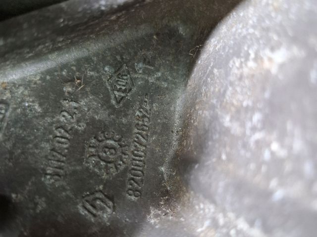 bontott RENAULT MEGANE II Motor Tartó Bak (Fém)