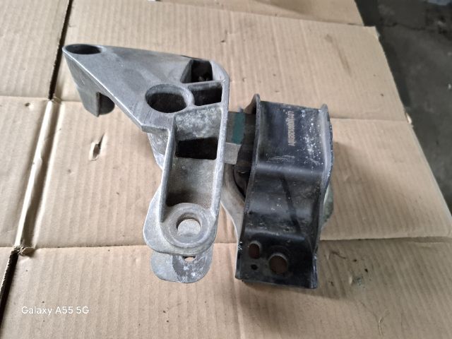 bontott RENAULT MEGANE II Motor Tartó Bak (Fém)