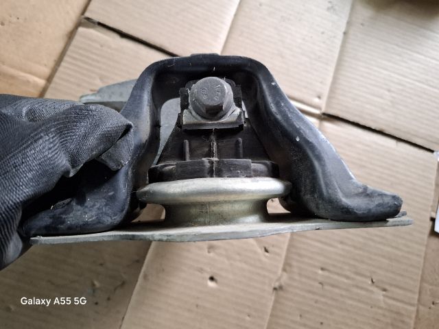 bontott RENAULT MEGANE II Motor Tartó Bak (Fém)