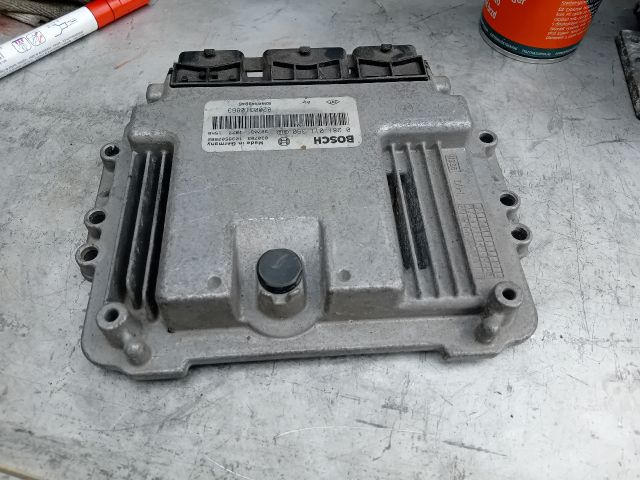 bontott RENAULT MEGANE II Motorvezérlő