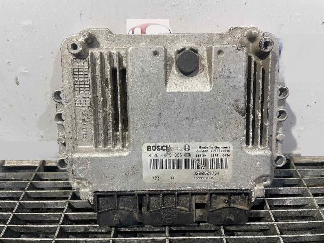 bontott RENAULT MEGANE II Motorvezérlő