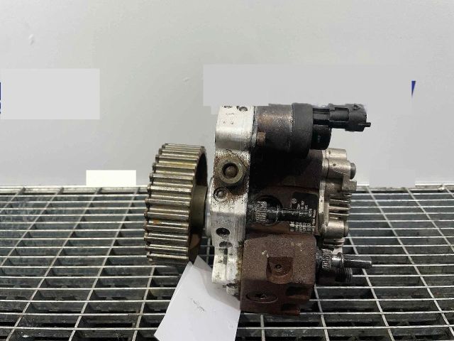 bontott RENAULT MEGANE II Nagynyomású Szivattyú