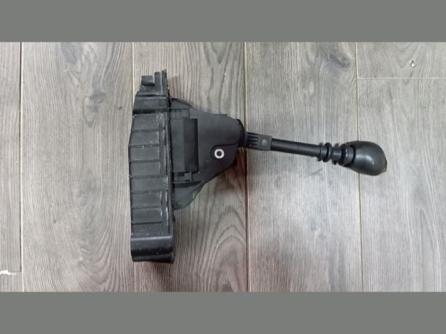 bontott RENAULT MEGANE II Váltó Kulissza