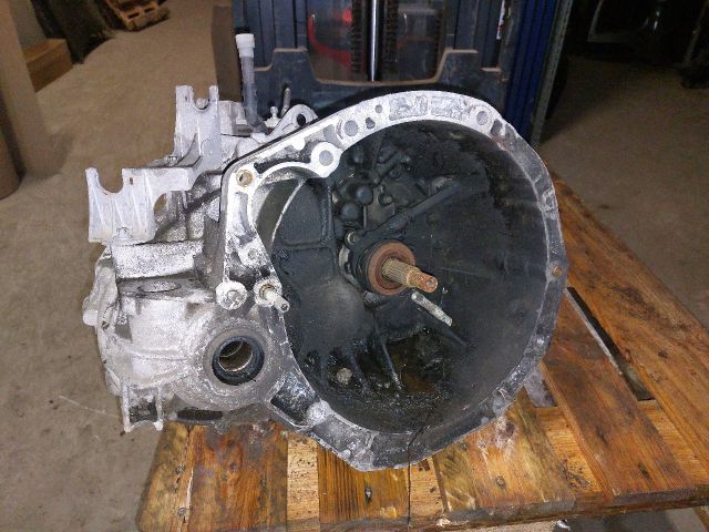 bontott RENAULT MEGANE II Váltó (Mechanikus)