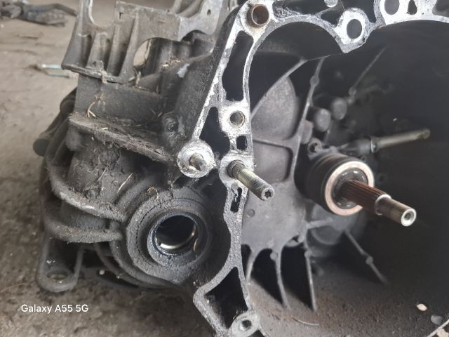 bontott RENAULT MEGANE II Váltó (Mechanikus)