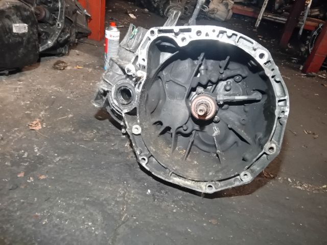 bontott RENAULT MEGANE II Váltó (Mechanikus)