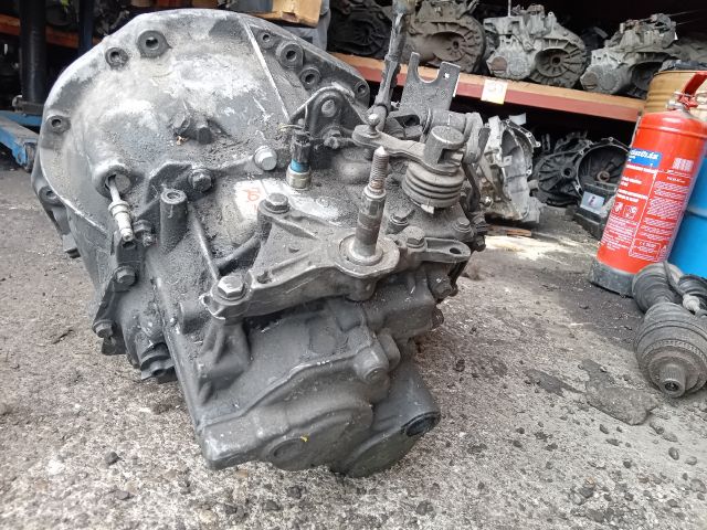 bontott RENAULT MEGANE II Váltó (Mechanikus)