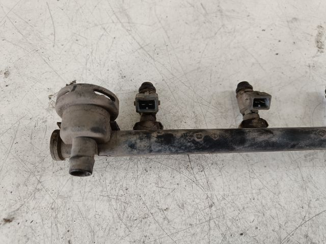 bontott RENAULT MEGANE II Porlasztó Sor / Híd