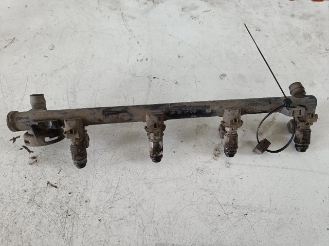 bontott RENAULT MEGANE II Porlasztó Sor / Híd