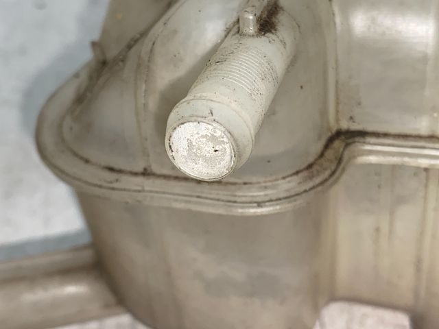 bontott RENAULT MEGANE II Kiegyenlítő Tartály