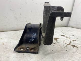 bontott RENAULT MEGANE II Motor Tartó Bak (Fém)
