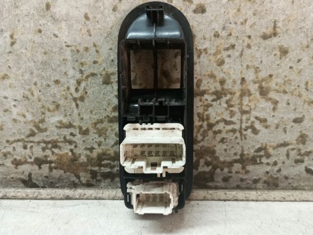 bontott RENAULT MEGANE II Ablakemelő Kapcsoló Négyes / Kettes