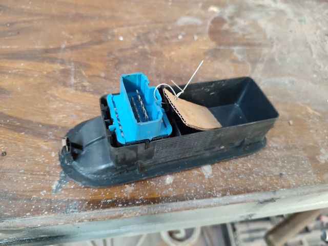 bontott RENAULT MEGANE II Ablakemelő Kapcsoló Négyes / Kettes