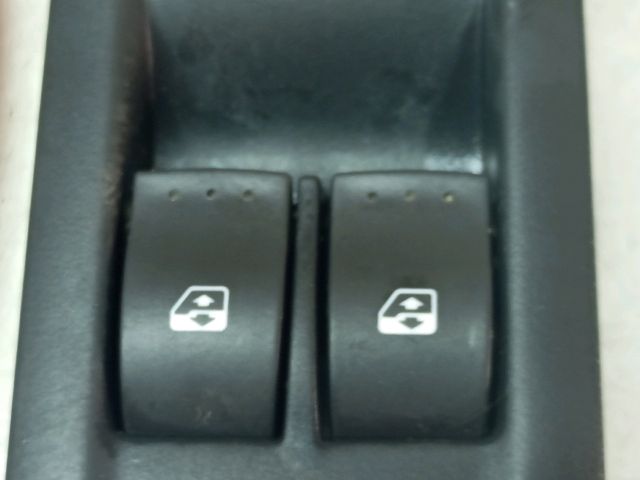 bontott RENAULT MEGANE II Ablakemelő Kapcsoló Négyes / Kettes