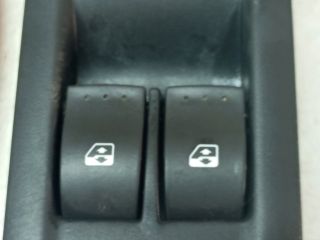 bontott RENAULT MEGANE II Ablakemelő Kapcsoló Négyes / Kettes