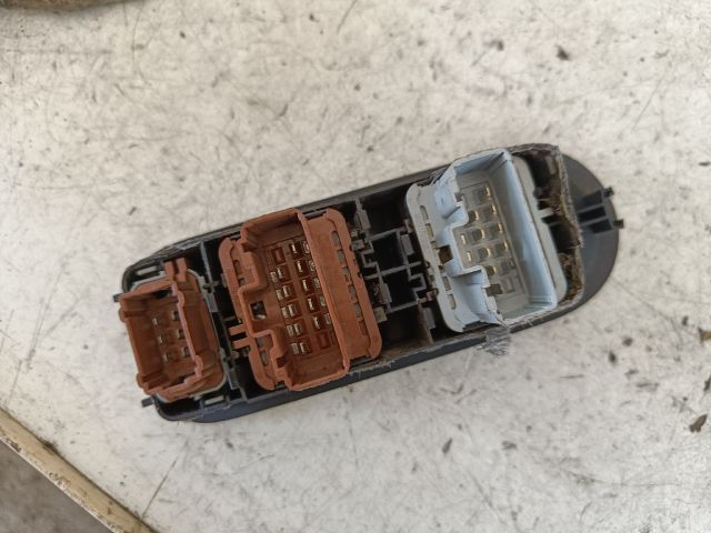 bontott RENAULT MEGANE II Ablakemelő Kapcsoló Négyes / Kettes