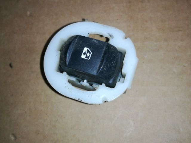 bontott RENAULT MEGANE II Ablakemelő Kapcsoló (Pozíciófüggetlen)