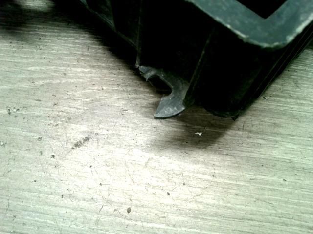 bontott RENAULT MEGANE II Akkumulátor Tartó