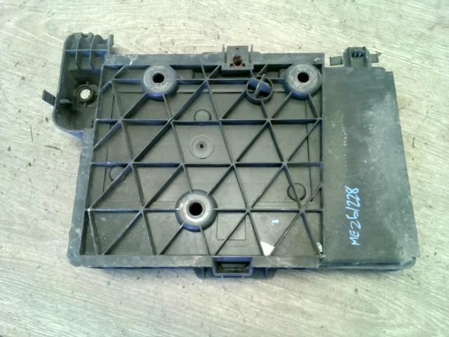 bontott RENAULT MEGANE II Akkumulátor Tartó