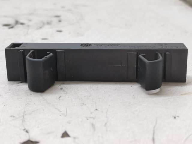 bontott RENAULT MEGANE II Antenna Erősítő