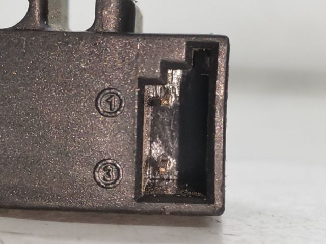 bontott RENAULT MEGANE II Antenna Erősítő