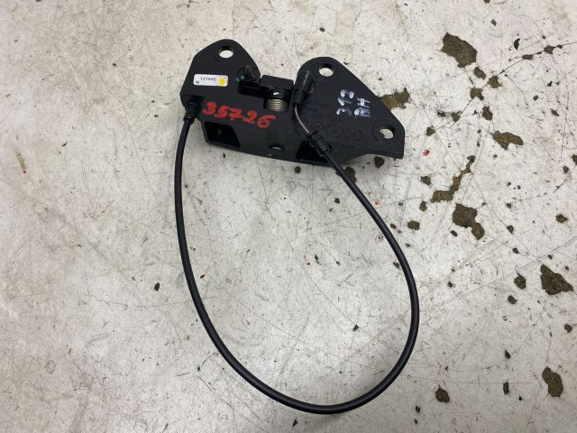 bontott RENAULT MEGANE II Bal Csomagtérajtó Zárszerkezet