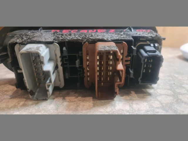 bontott RENAULT MEGANE II Bal első Ablakemelő Kapcsoló