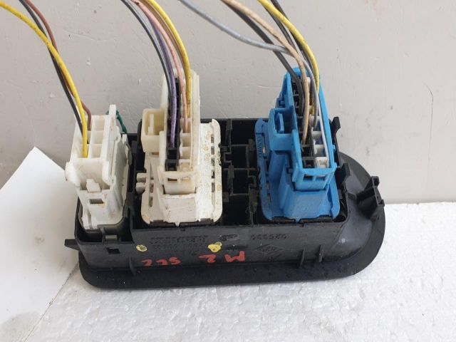 bontott RENAULT MEGANE II Bal első Ablakemelő Kapcsoló