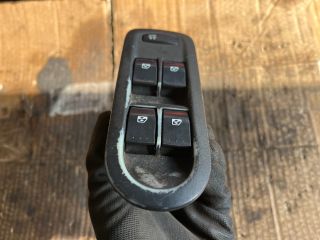 bontott RENAULT MEGANE II Bal első Ablakemelő Kapcsoló