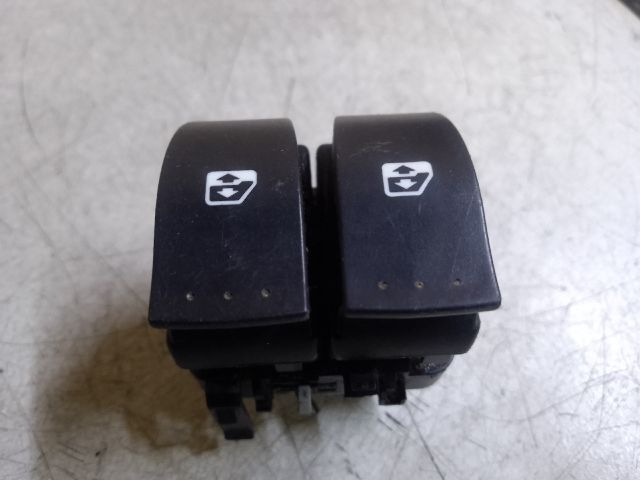 bontott RENAULT MEGANE II Bal első Ablakemelő Kapcsoló