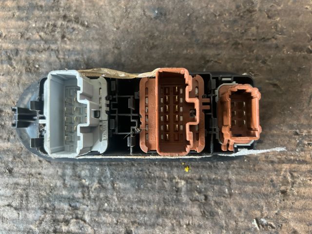 bontott RENAULT MEGANE II Bal első Ablakemelő Kapcsoló