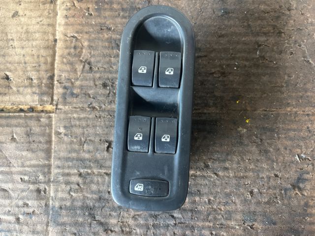 bontott RENAULT MEGANE II Bal első Ablakemelő Kapcsoló
