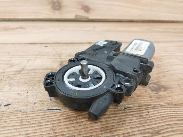 bontott RENAULT MEGANE II Bal első Ablakemelő Motor