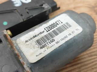 bontott RENAULT MEGANE II Bal első Ablakemelő Motor