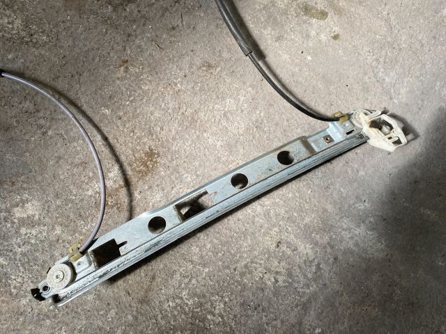 bontott RENAULT MEGANE II Bal első Ablakemelő Szerkezet (Elektromos)