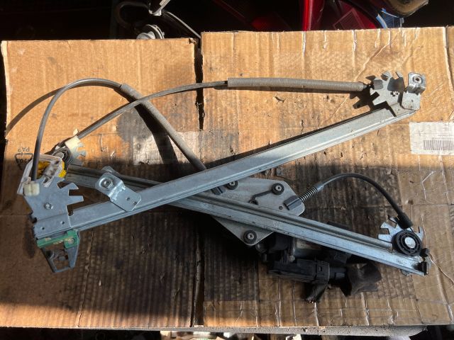 bontott RENAULT MEGANE II Bal első Ablakemelő Szerkezet (Elektromos)