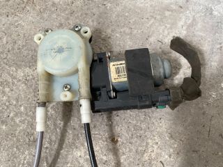 bontott RENAULT MEGANE II Bal első Ablakemelő Szerkezet (Elektromos)