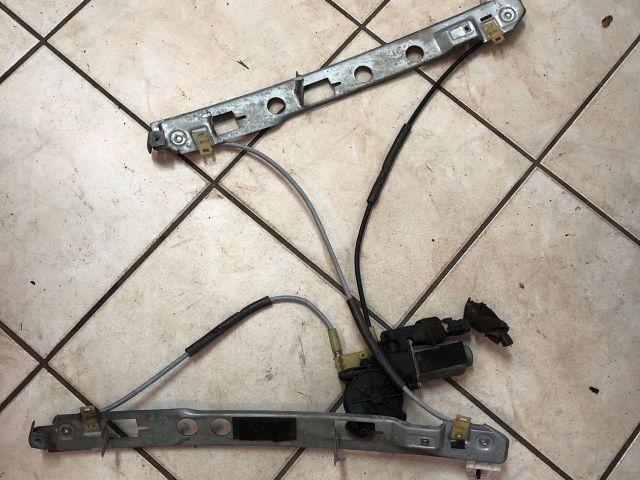 bontott RENAULT MEGANE II Bal első Ablakemelő Szerkezet (Elektromos)