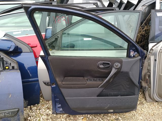 bontott RENAULT MEGANE II Bal első Ajtó (Részeivel)