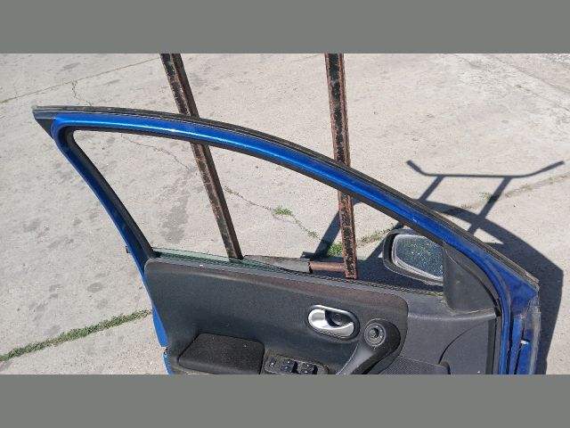 bontott RENAULT MEGANE II Bal első Ajtó (Részeivel)