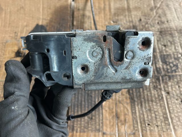 bontott RENAULT MEGANE II Bal első Ajtózár