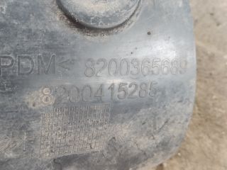 bontott RENAULT MEGANE II Bal első Első Dobbetét (Kerékjárati, Műanyag)